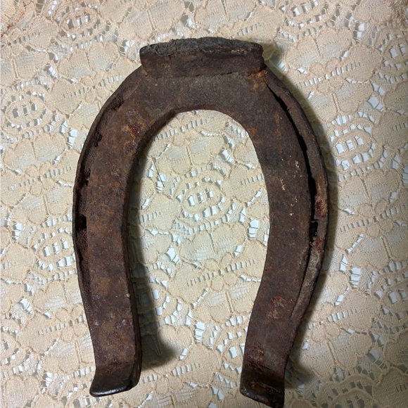 Other - Rustic Brown Horseshoe Wall Decor 5” x4”